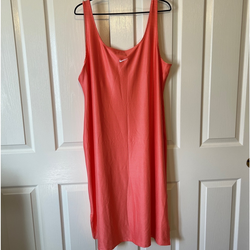 Nike NWT Size 1X orange dress